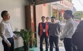巴马县委书记黄炳峰到巴马送桂客公司调研指导生产经营工作