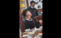 肘击恐吓卖艺老人还转账0.01元嘲讽，说唱歌手道歉了
