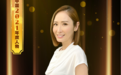 还记得香港TVB那个“爬天梯”“坐溜索”拍脱贫纪录片的女主持吗？刚刚，她获得了感动中国2021年度人物