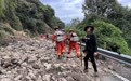 台北游客被困震中海螺沟，获救后加入救援：他们是我看到的最美风景