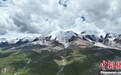 黄河源头阿尼玛卿：冰川雪山云雾缭绕