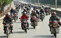 摩托车返乡大军 一个时代印记的消逝