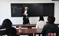四川一外教穿汉服上课走红 来中国17年爱好传统武术