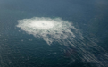 丹麦公布“北溪”管道泄漏现场图！海面形成直径超1公里“气泡圈”