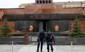 俄罗斯一醉酒男子欲盗列宁遗体，试图闯入列宁墓时被拘留