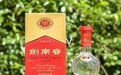 买水晶剑送绵竹大曲，剑南春低调甩卖低端酒