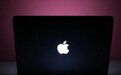 被吐槽很久后 苹果终于要将发光Logo带回 同时还有一大升级