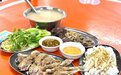 鲜香美味的广东茂名“水东鸭粥”每一口都是满足
