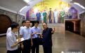 中国驻朝鲜大使参观平壤地铁