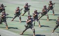 超燃！高清直击武警官兵火热练兵场