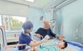 重症监护室里的亲子病房：近200名孩子在家人陪伴下渡过险关