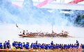 福建漳州九龙江畔上演龙舟盛会