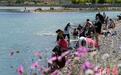 西藏民众享受沐浴节时光