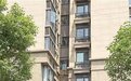 广西一小区高层住户被盗，大门却没被破坏！小偷竟是从这里进来的……