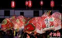感受徽州民俗文化 鱼灯在古村小巷穿梭“游动”