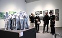 当专业观众走进川美“开放的六月”毕业生作品展 你猜他们在看啥