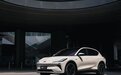 谁能更好适配城市出行？ 智己LS7 Urban Fit成30万以内最优选