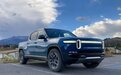 皮卡还能这样？美国首款纯电皮卡Rivian R1T，功能玩儿出新花样