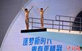 广西南宁：学青会跳水赛事持续 运动员再现“水花消失术”