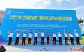 重庆举办公开水域游泳比赛 300名选手太阳湖中劈波斩浪