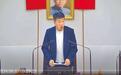 地方上也爆蓝绿恶斗！澎湖议长陈毓仁批县长陈光复指手画脚干预议会运作