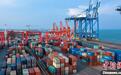广西北海码头年集装箱吞吐量首次突破百万标箱