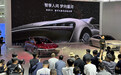 享界S9、问界新M5北京车展亮相，鸿蒙智行品牌全家福集中展示