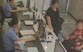 “最近我总梦到和哥哥玩...”72岁奶奶来杭寻亲，结局超暖！