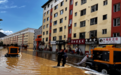 亲历吉林临江市区洪水倒灌，当地居民：从没见过这么大的水