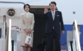 从“迪奥门”到帆布包，韩国“第一夫人”消失近半年后首次出访再引争议