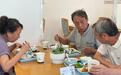 上海“社区长者食堂”让老年人拥有幸福“食”光