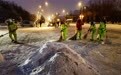 降雪持续……银川4300名环卫工除雪不停歇