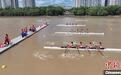 中国15所高校赛艇选手逐浪松花江