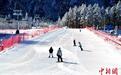 四川汶川羌人谷滑雪场“开板”迎客