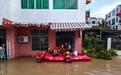 海南多地强降雨引发内涝  消防紧急救援