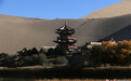 【镜观陇原】敦煌：月泉秋色美 鸣沙景如画