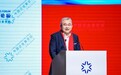 奔驰段建军批评车企靠堆料竞争，网友：不堆料难道靠卖标？