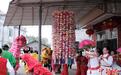 广西客家村落“上花灯”鸣鼓舞狮年味浓