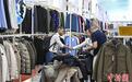 广交会观察：中国“科技感”服装新品抢滩出海