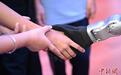 浙江杭州：“机器人警察”安全宣讲进校园