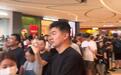 杭州泡泡玛特新店开业2小时就关闭，商场：顾客十分疯狂，不知哪些是黄牛