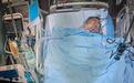 60岁男子见义勇为身中5刀至今仍在ICU，家属求助
