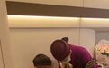 父亲上车后发现孩子不见了 站车携手上演“寻人接力”