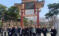 中国驻韩国大使馆和侨胞代表共同祭扫仁川华侨公墓