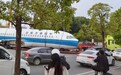 武汉街头拖车拉着飞机走？官方知情人士：飞机系正常拖运，已办手续