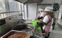 学校食堂招聘家长做厨师，这是一举多得的高招