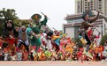 全网刷屏！这场“炸街表演”为何让年轻游客集体破防？