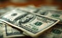 “逃离”美元资产