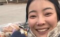 27岁“卖菜西施”否认年入百万：5岁操持家务14岁打工，爆火不是好事