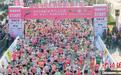 2025无锡马拉松鸣枪起跑 35000名选手“人在画中跑”